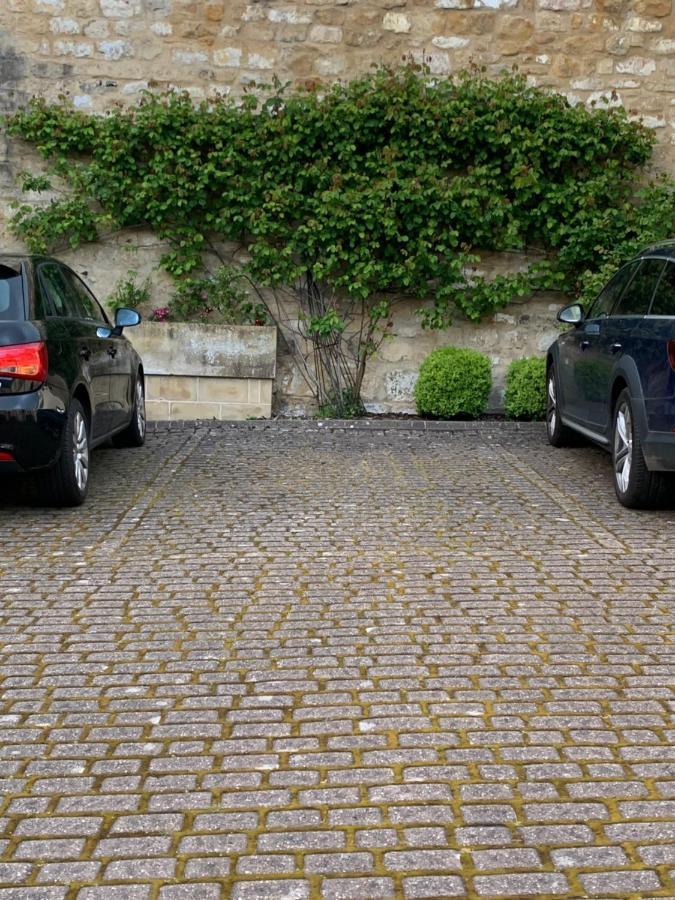 Circus Mews Townhouse:2 Beds:2 En-Suite Baths:Parking:City Centre:Quiet Area Eksteriør billede