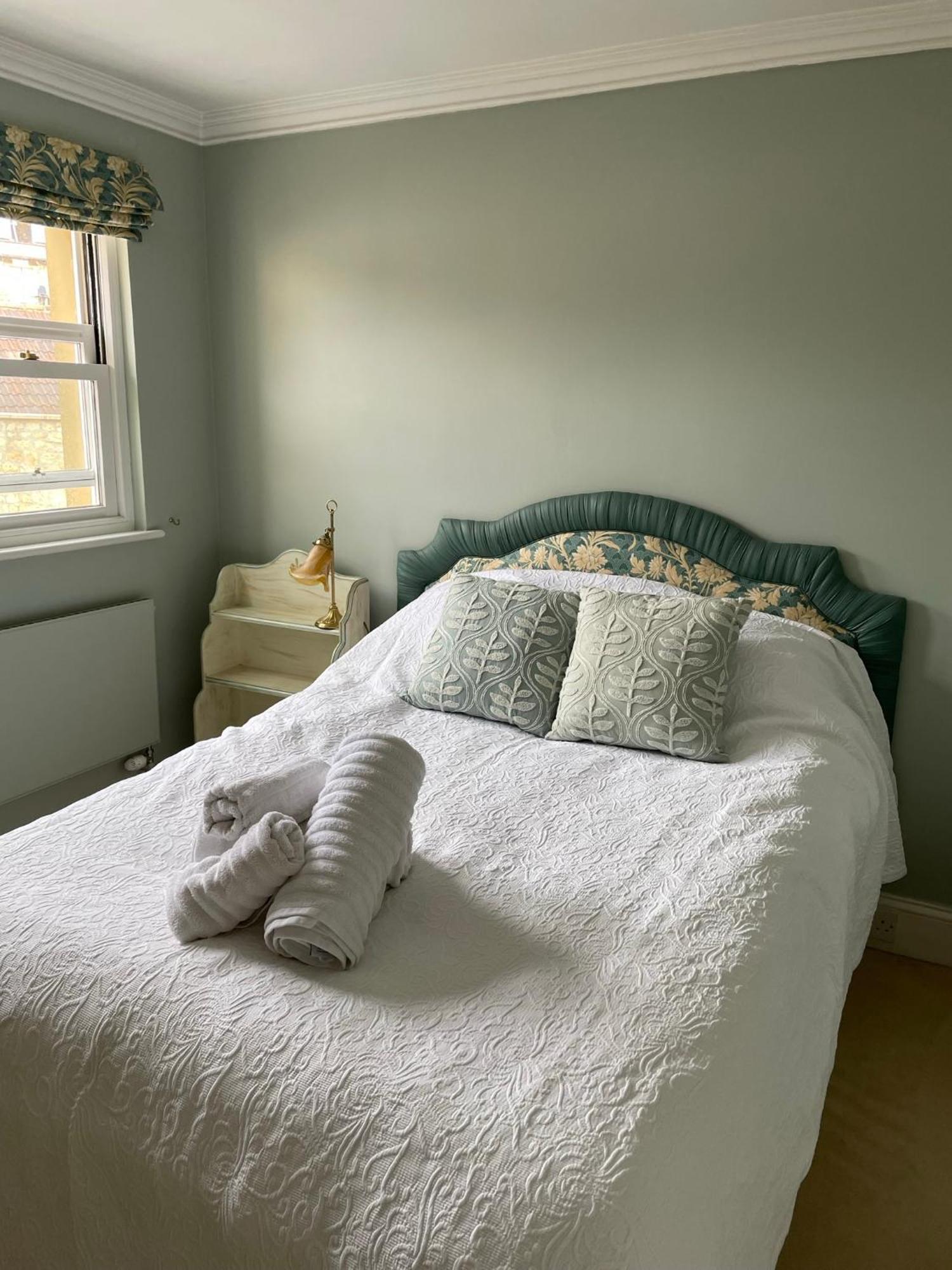 Circus Mews Townhouse:2 Beds:2 En-Suite Baths:Parking:City Centre:Quiet Area Eksteriør billede