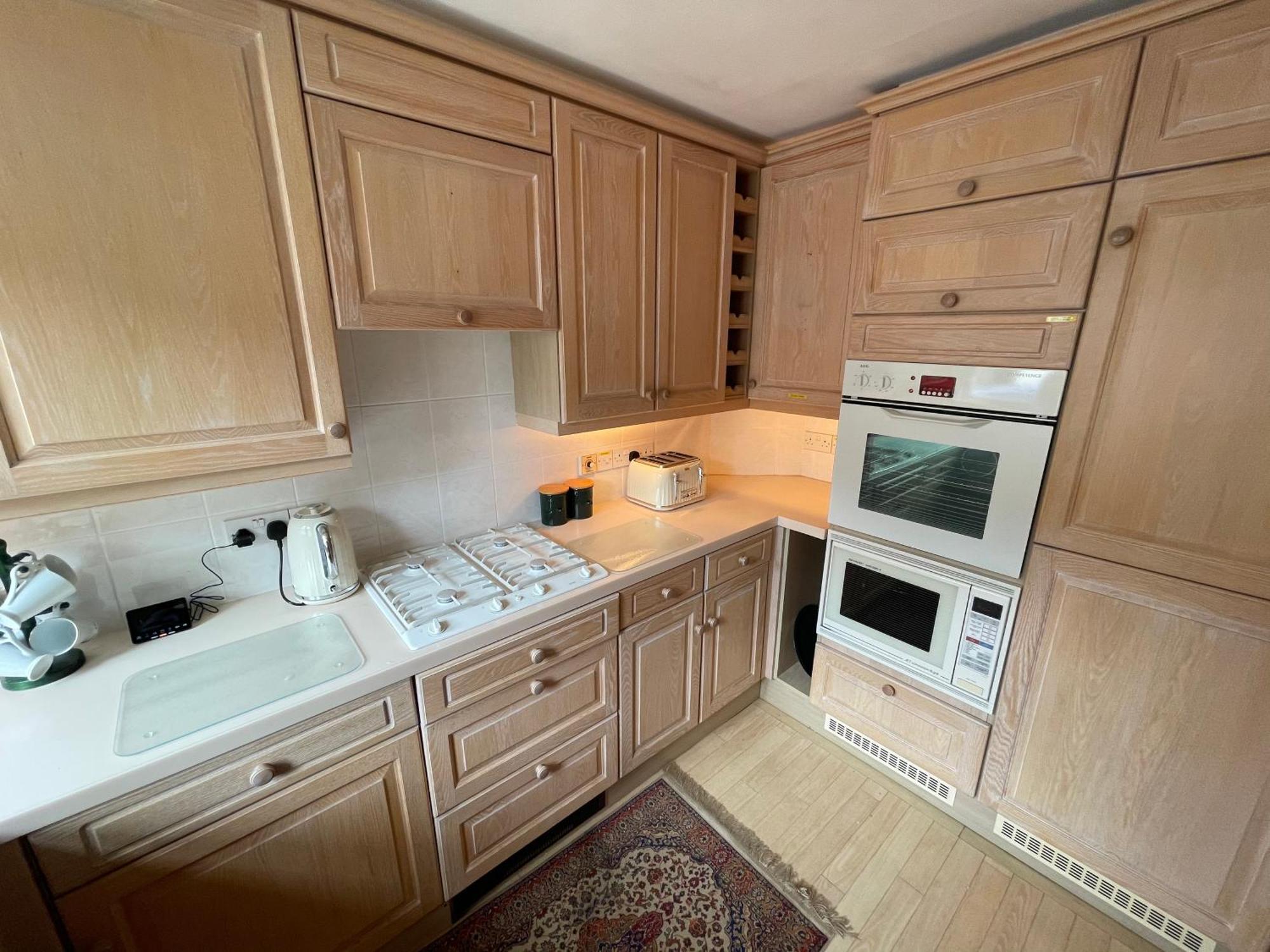Circus Mews Townhouse:2 Beds:2 En-Suite Baths:Parking:City Centre:Quiet Area Eksteriør billede