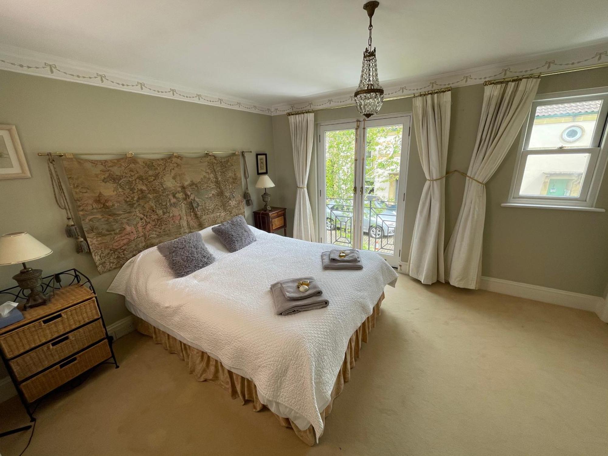 Circus Mews Townhouse:2 Beds:2 En-Suite Baths:Parking:City Centre:Quiet Area Eksteriør billede